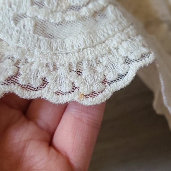 DELETING TOMORROW IF NOT SOLD! Urban Outfitters Boho Lace Sheer Top - Picture 3 of 4